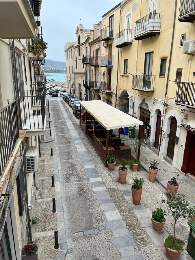 Casa Vacanza Adorno Cefalu Luaran gambar